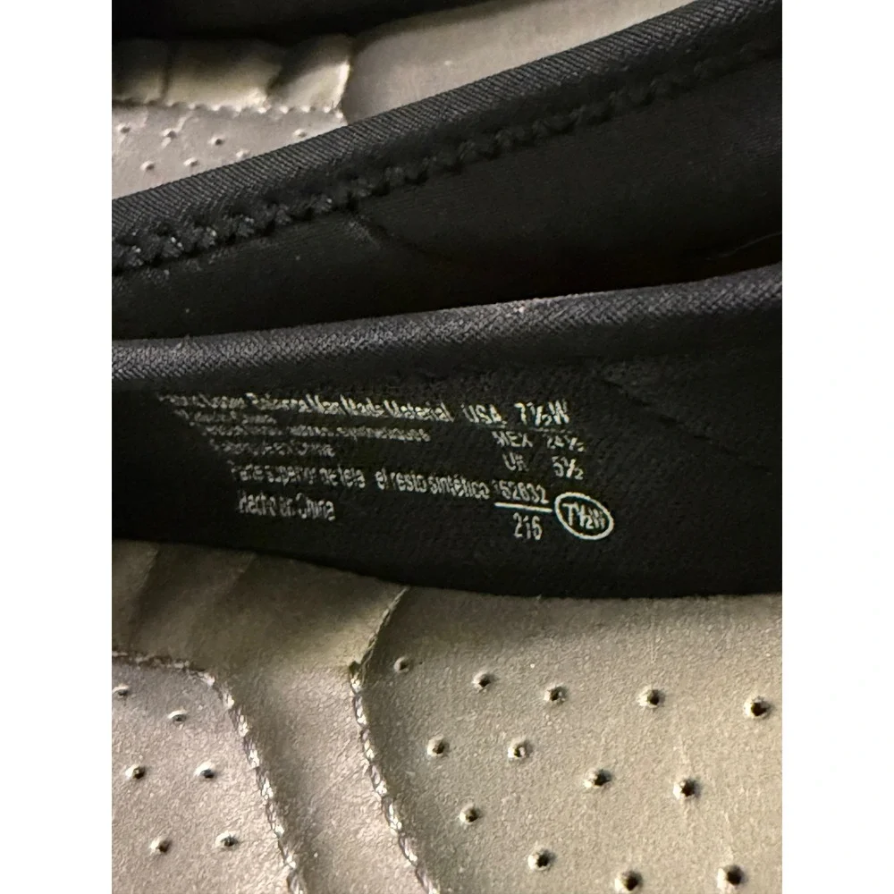 Dexflex Comfort Womens Black Wedge Pumps Matte Patent Accent Round Toe Size 7.5W
